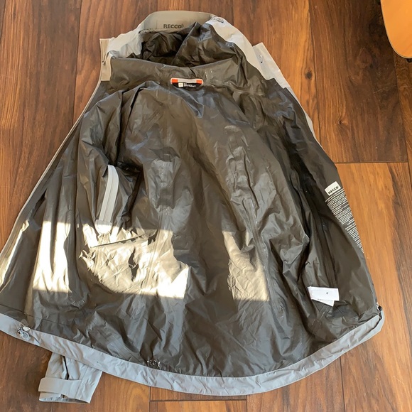 Mec gortex rain shell - Picture 2 of 12